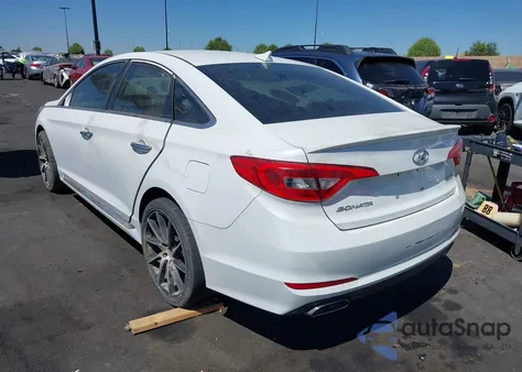 2015 Hyundai Sonata Sport z USA, uszkodzony, nr VIN 5NPE34AF0FH055387